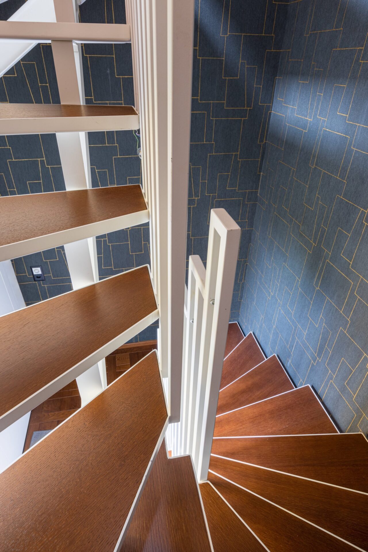 Stairs with Oak Cladding, Custom Color