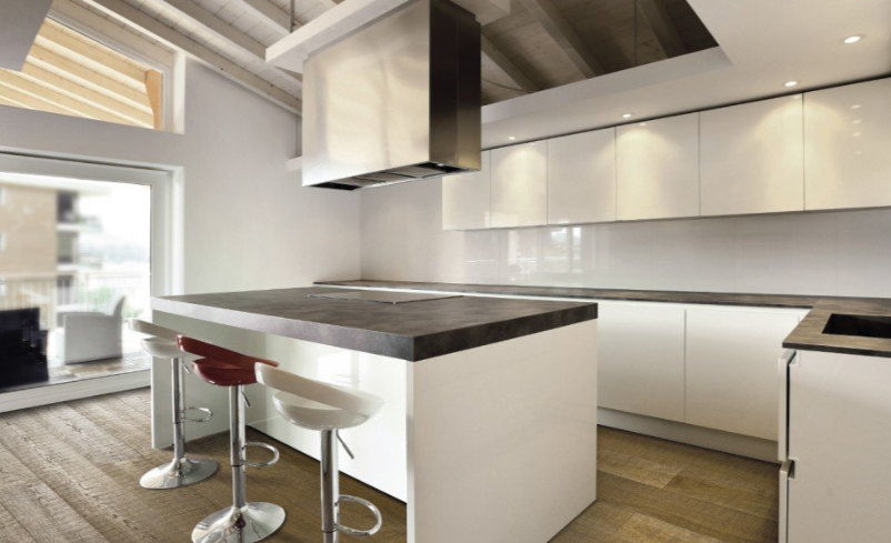 Venisse Collection Item